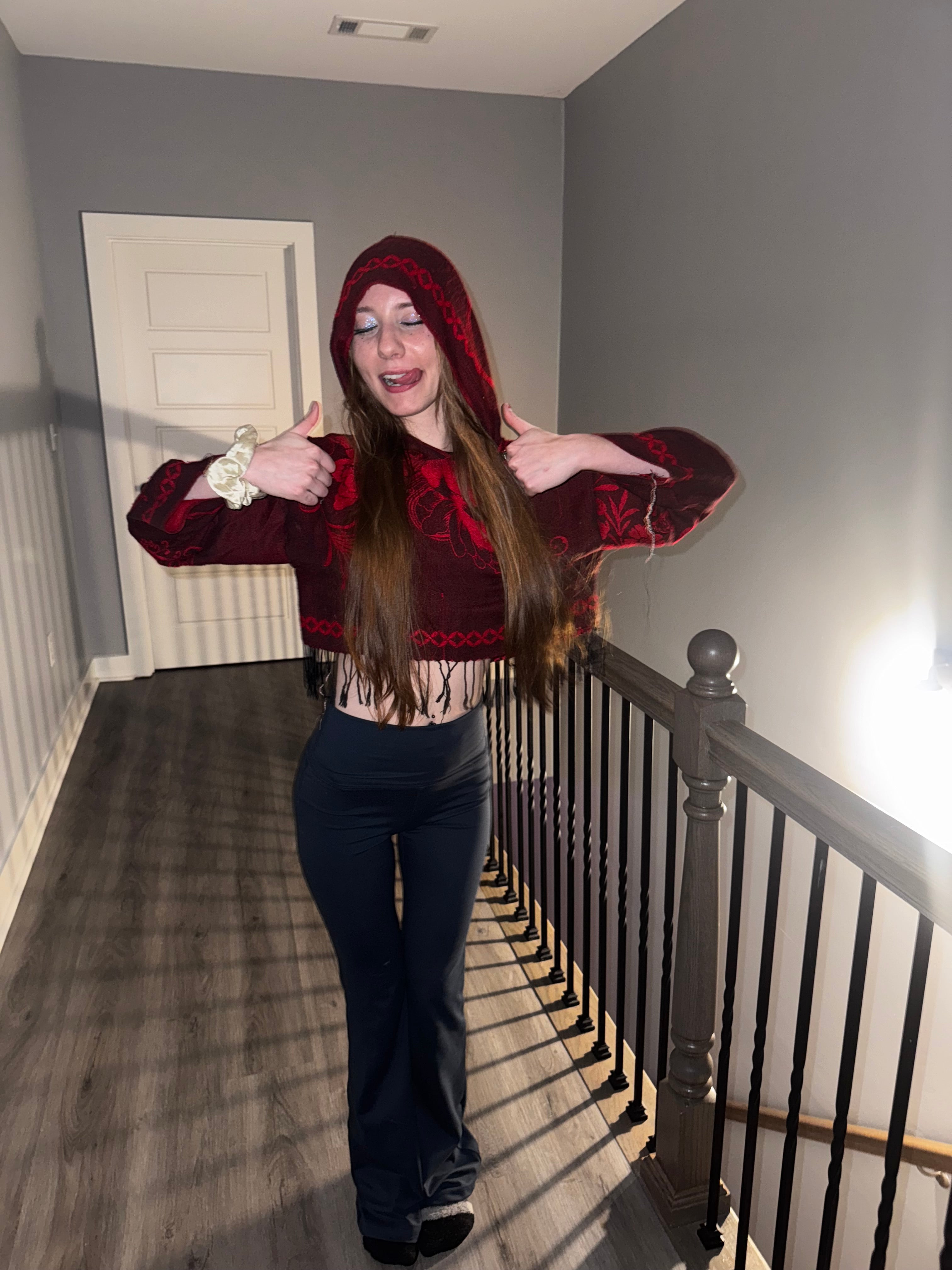 Cropped pashmina hoodie