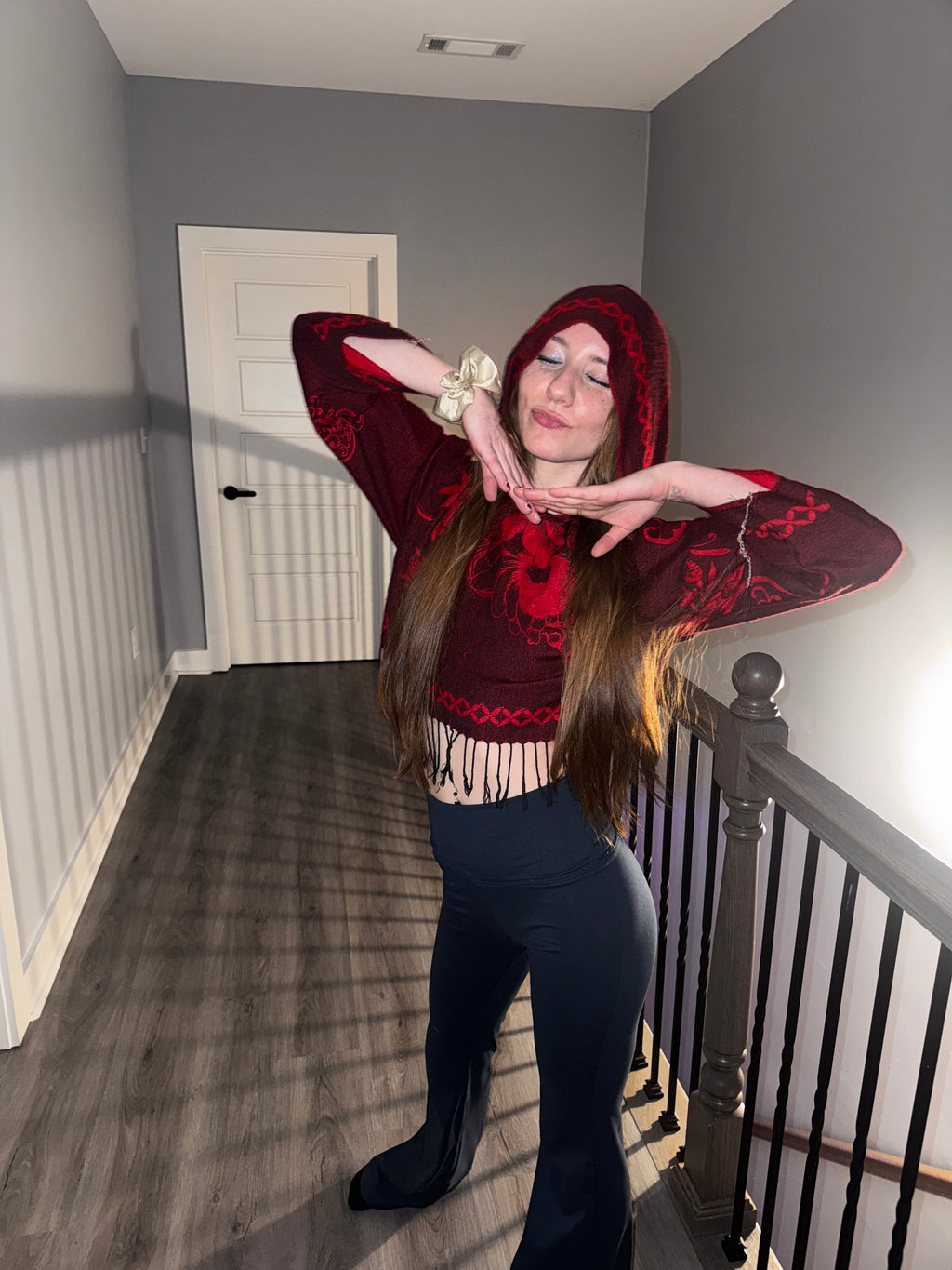 Cropped pashmina hoodie
