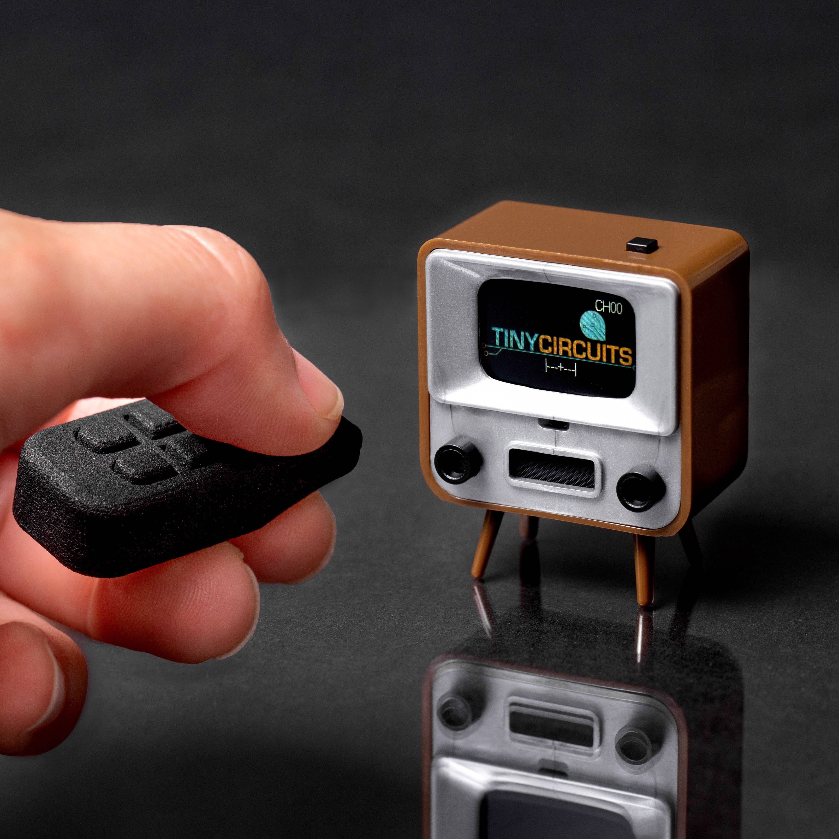 TinyCircuits - TinyTV® 2 with Tiny Remote