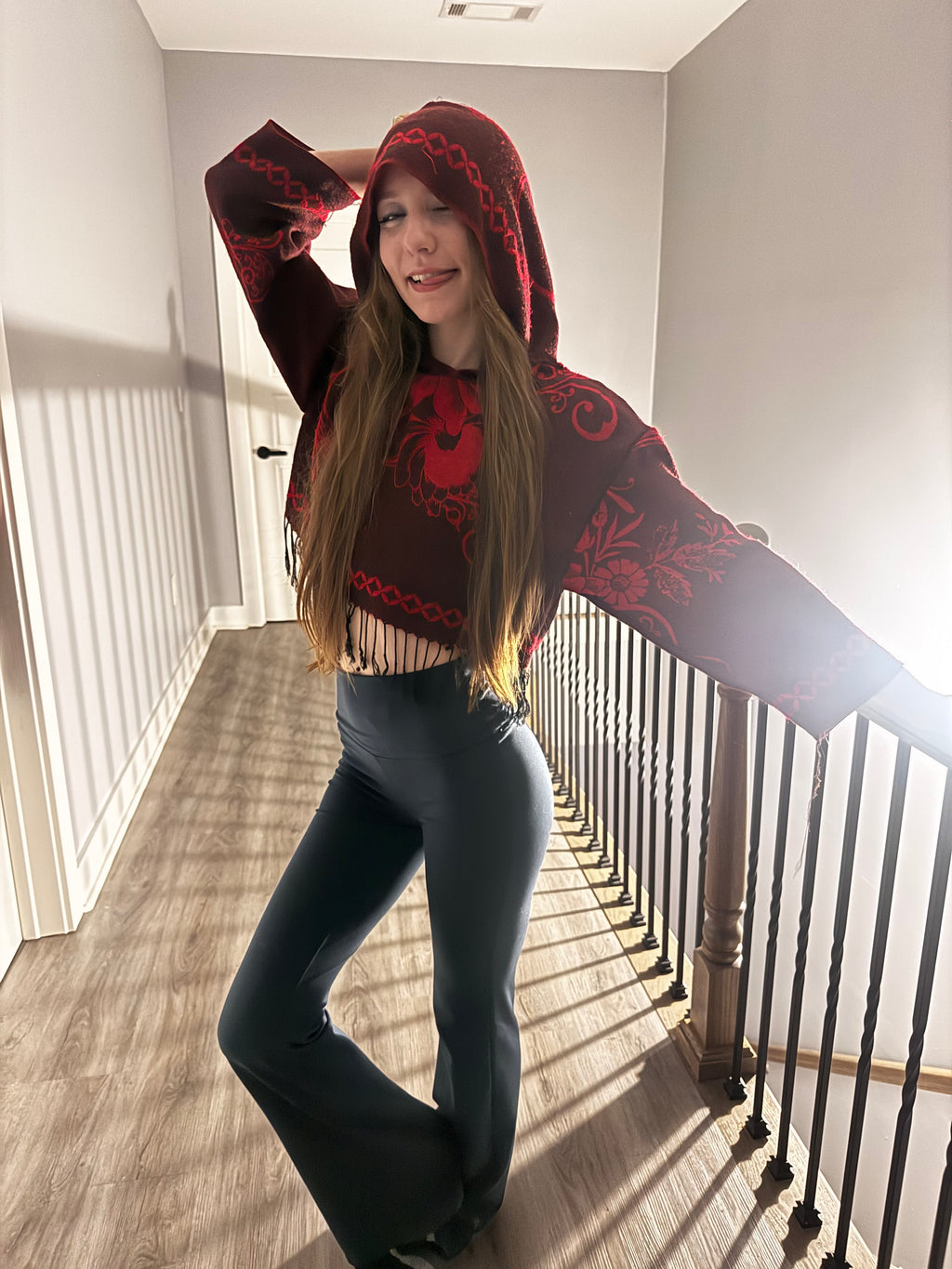 Cropped pashmina hoodie